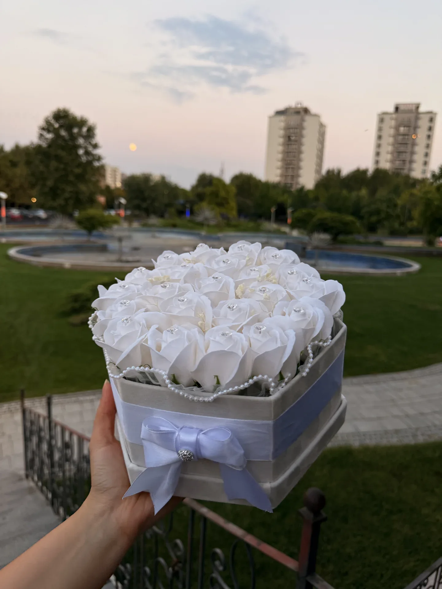 White Dream — Flower boxes, creație VEV FLORALS